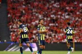 今夜拜仁慕尼黑备战欧超杯，远射贴柱细节曝光，压力陡增，控场能力受关注 -球速登录入口