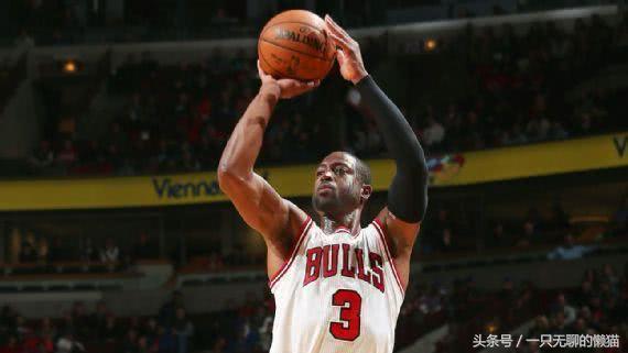 斯图加特训练开放日，冲刺阶段防线松动引欢呼，NBA季后赛在即，细节决定成败的简单介绍