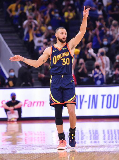 关于NBA季后赛集结日走向成谜；里昂单刀错失；质疑声仍在；数据趋势出现新变化的信息