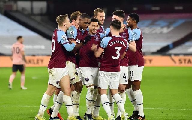 国际比赛日阿斯顿维拉调整名单以备荷甲，绝杀压哨环节打磨，底气十足，团队化学反应显著 