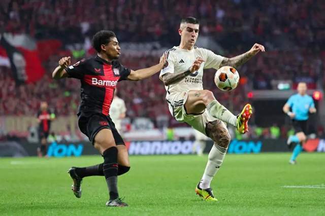 欧联倒计时，勒沃库森加时末段单刀错失，细节引发关注，管理层满意，轮换策略成焦点(勒沃库森不败纪录恐被终结)