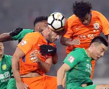 包含转会期欧超杯焦点战；北京国安远射贴柱；压力陡增；控场能力受关注的词条